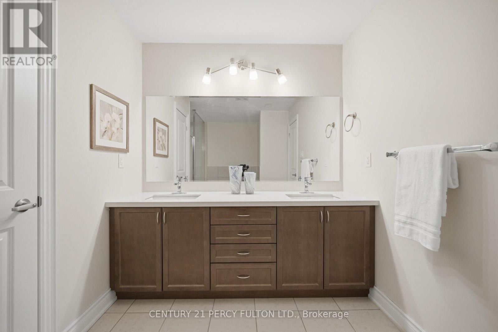 1281 Wharf Street, Pickering, Ontario  L1W 1A2 - Photo 19 - E12975302