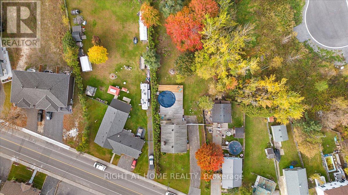 424 Laurier Street, Clarence-Rockland, Ontario  K4K 1E7 - Photo 2 - X12975200