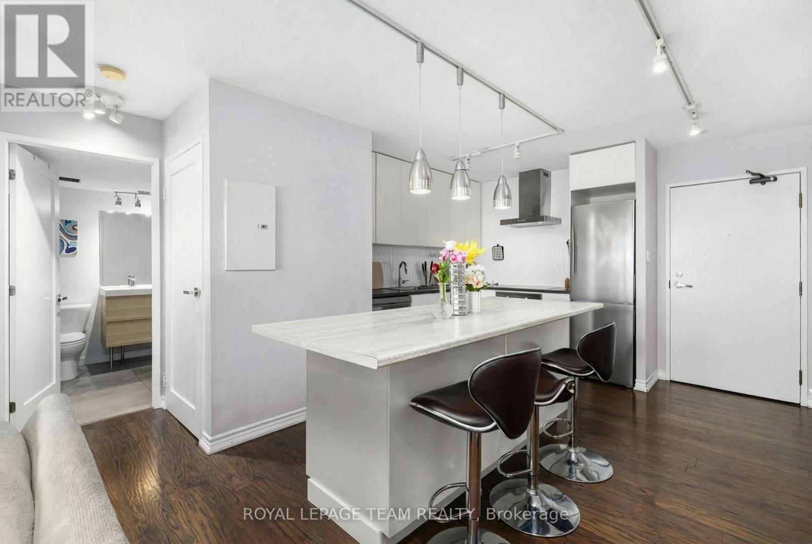 1114 - 40 Landry Street, Ottawa, Ontario  K1L 8K4 - Photo 8 - X12975312