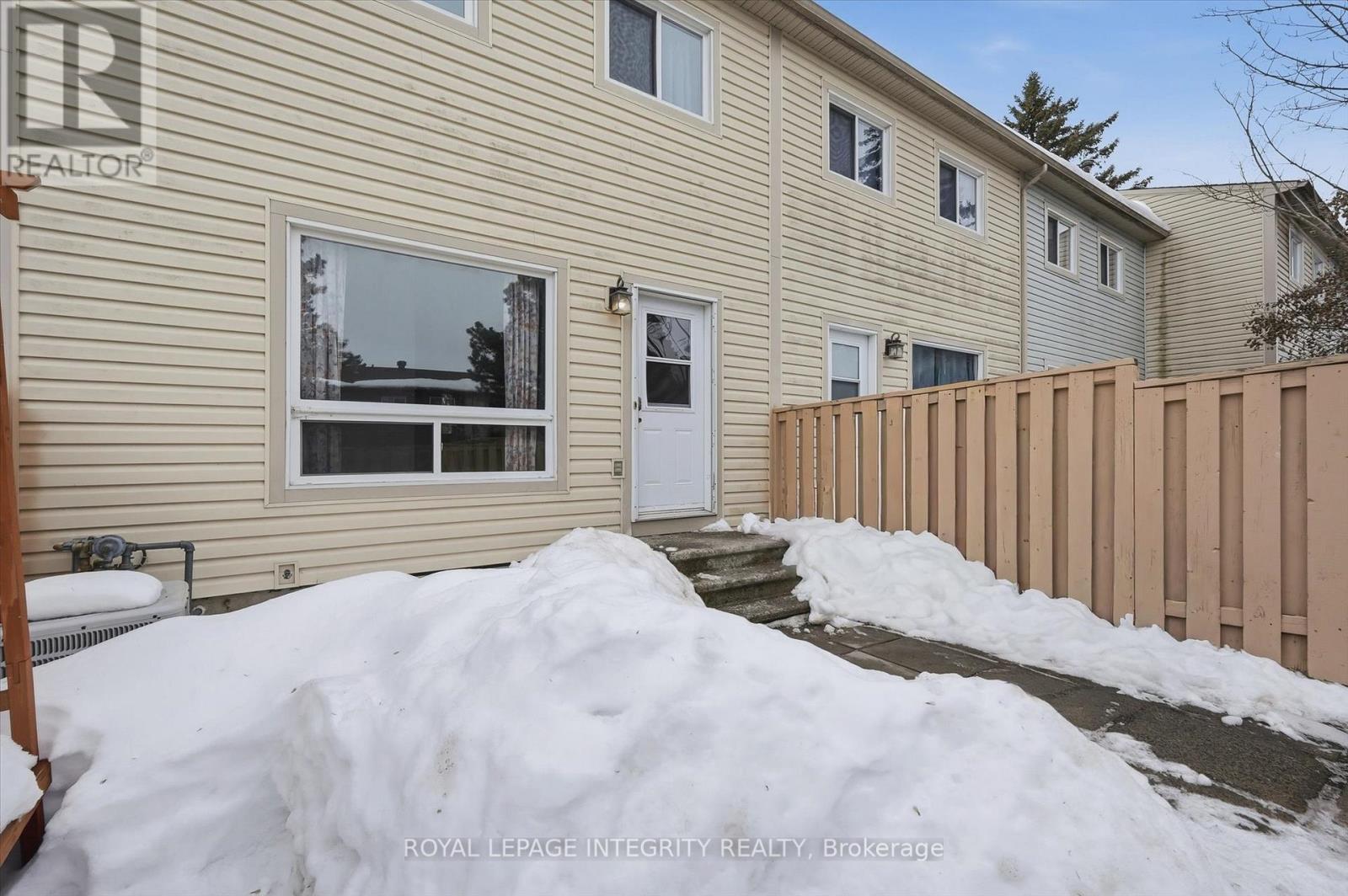 228 Millroad Way, Ottawa, Ontario  K1E 2C9 - Photo 36 - X12975318