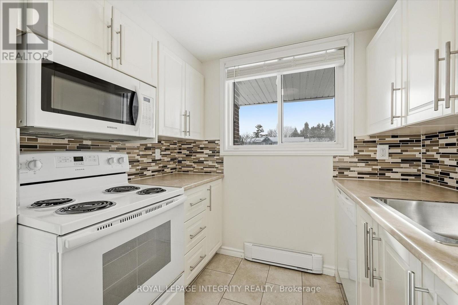 114 - 6532 Bilberry Drive, Ottawa, Ontario  K1C 4N9 - Photo 14 - X12975322