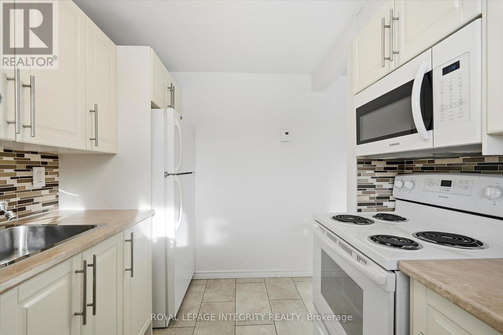 114 - 6532 Bilberry Drive, Ottawa, Ontario  K1C 4N9 - Photo 15 - X12975322