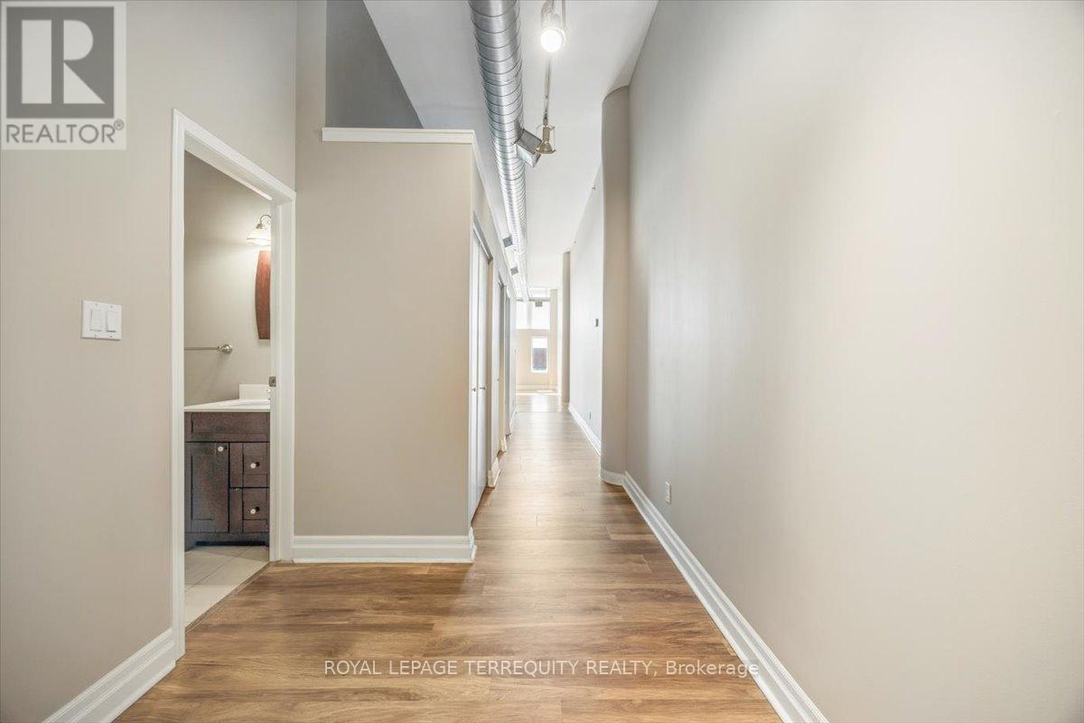 301 - 276 King Street W, Waterloo, Ontario  N2G 1B6 - Photo 5 - X12966048