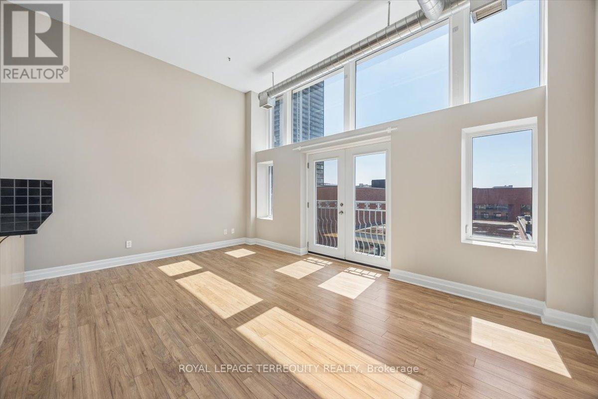 301 - 276 King Street W, Waterloo, Ontario  N2G 1B6 - Photo 23 - X12966048