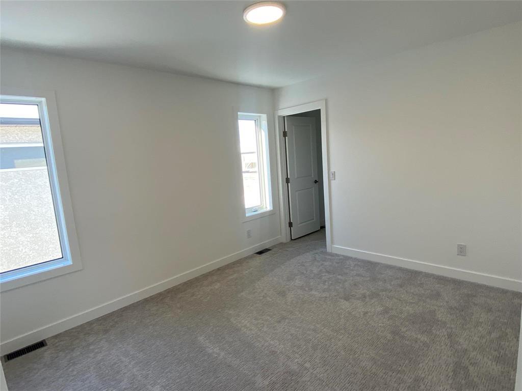 103 Angus Drive, Blumenort, Manitoba  R5G 0C1 - Photo 9 - 202602024