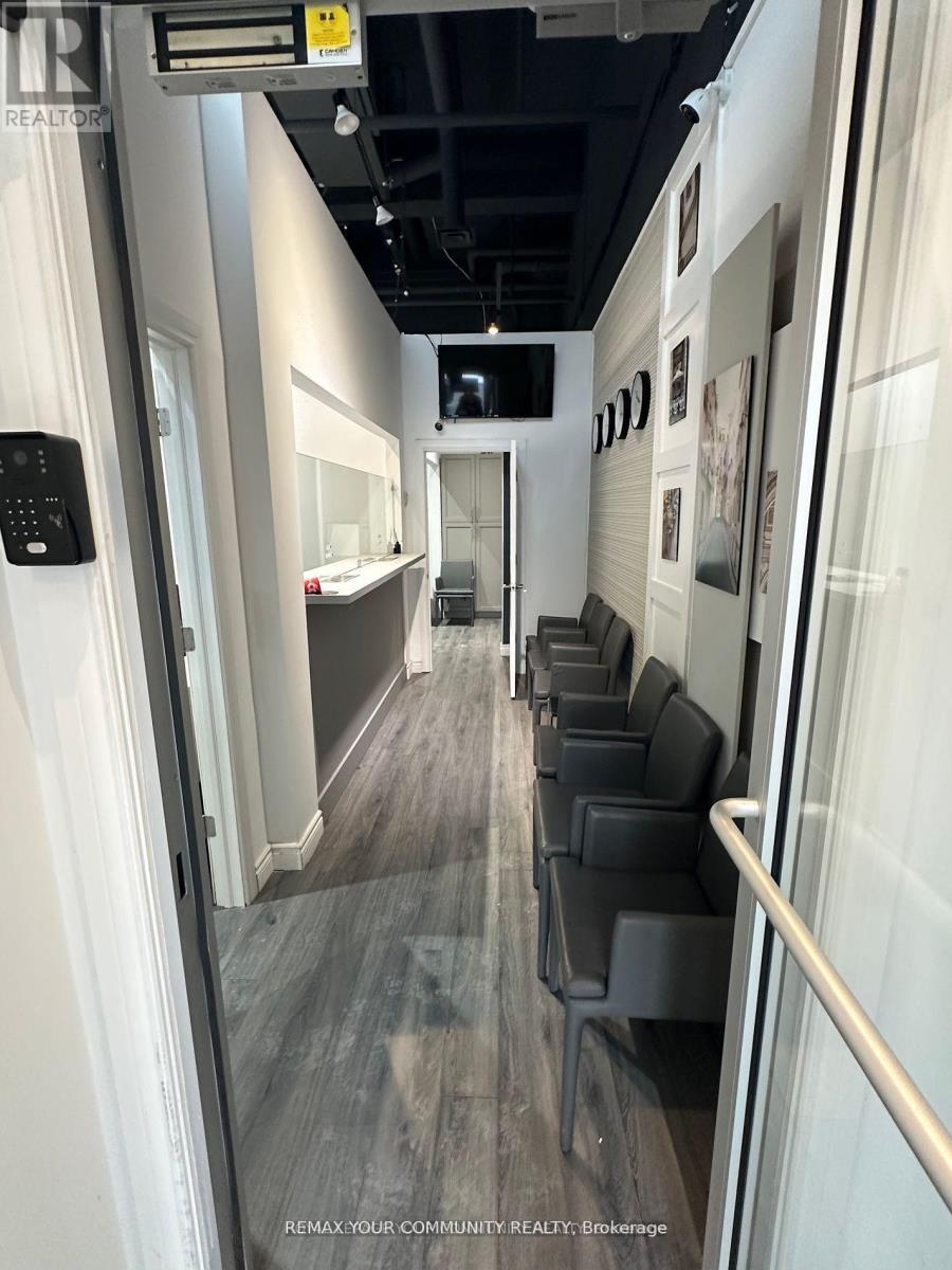 18 - 7181 Yonge Street, Markham (Grandview), Ontario  L3T 0C7 - Photo 5 - N12975140