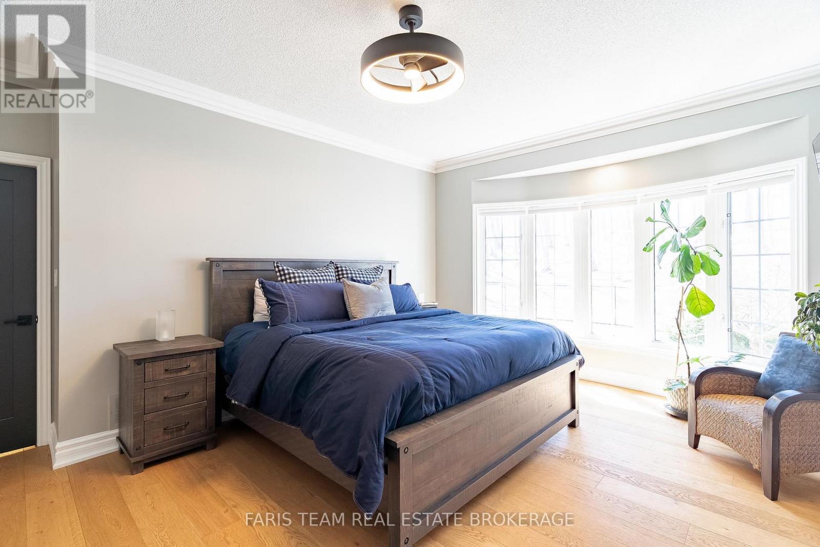 1986 Forest Valley Drive, Innisfil, Ontario L9S 4A5 - Photo 18 - N12975210