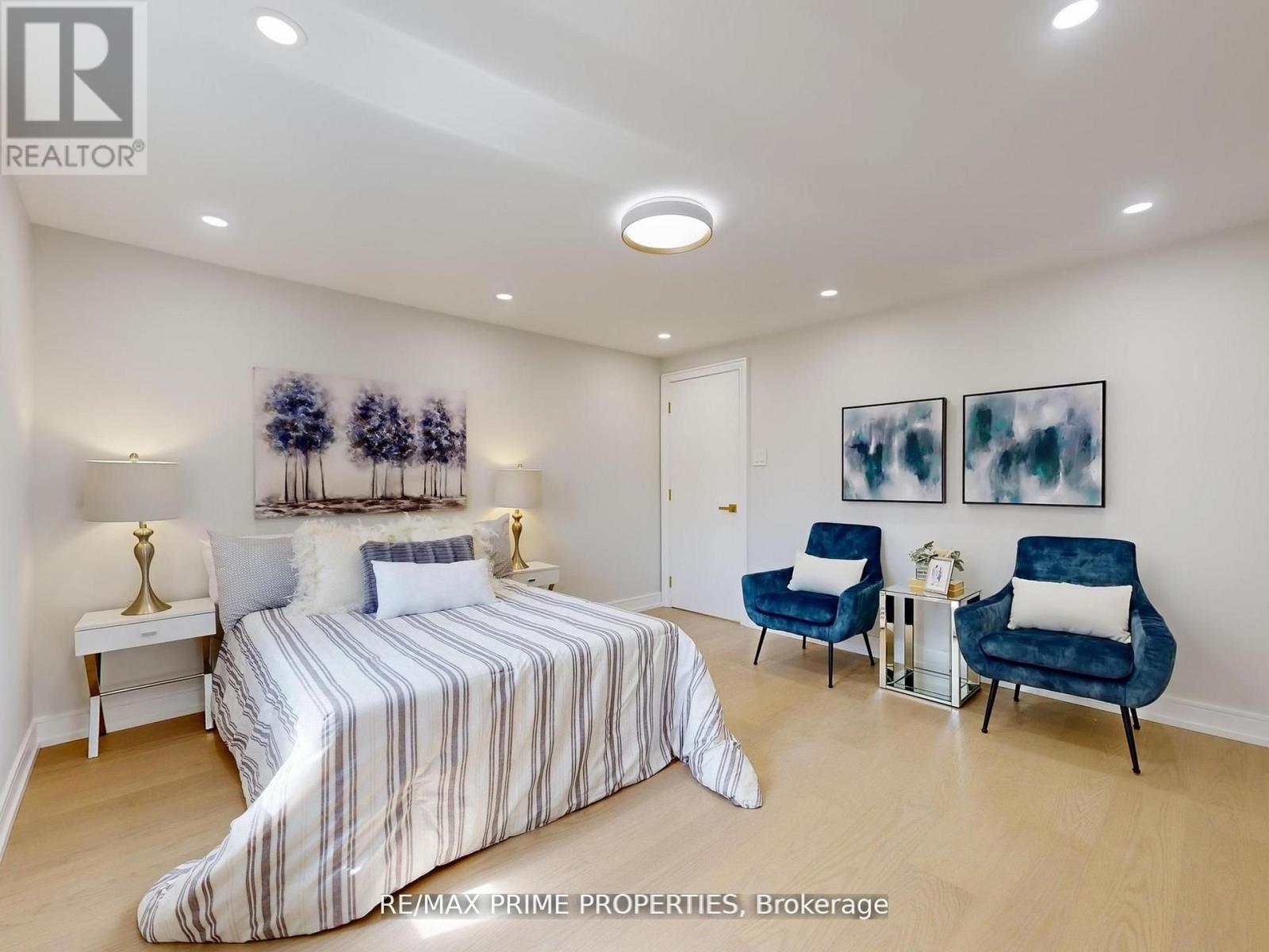 137 Old Surrey Lane, Richmond Hill, Ontario  L4C 6R9 - Photo 20 - N12975320