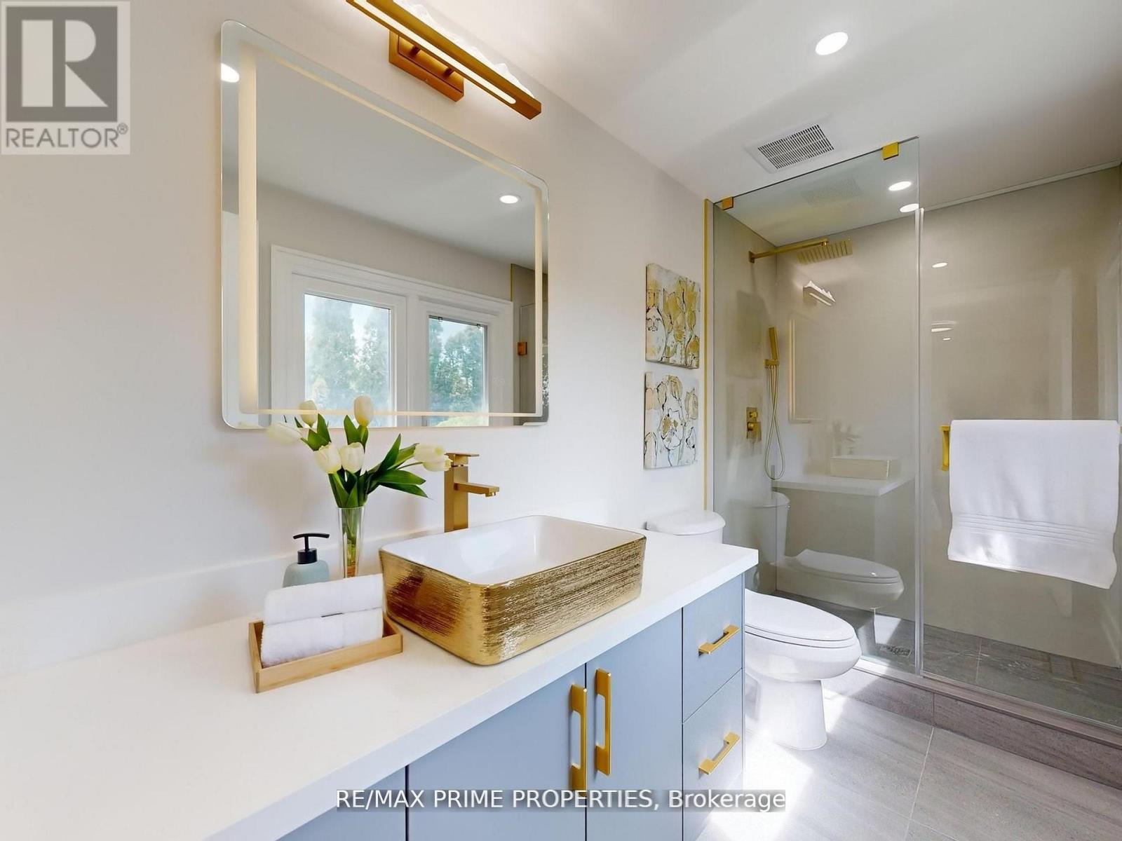 137 Old Surrey Lane, Richmond Hill, Ontario  L4C 6R9 - Photo 22 - N12975320