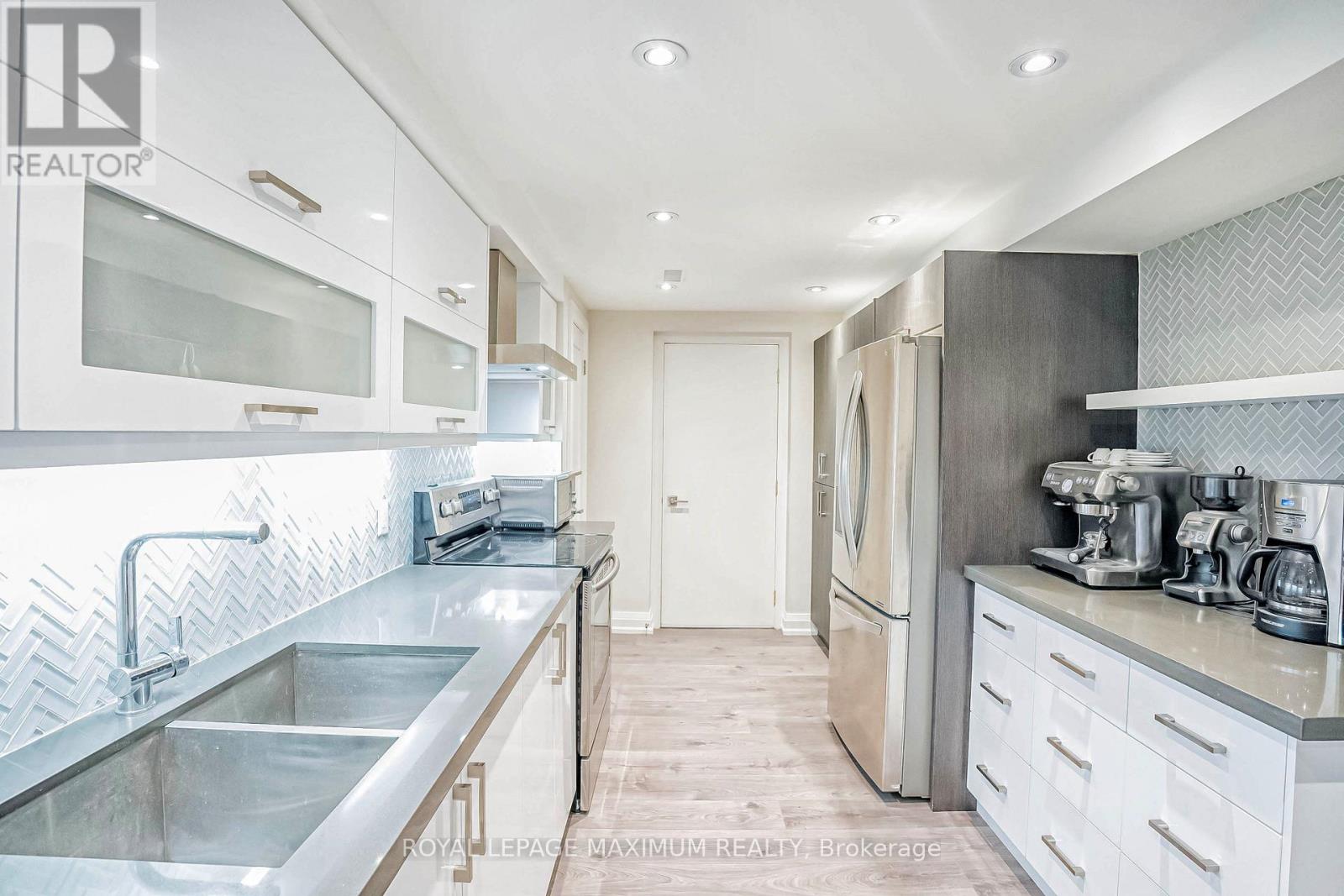 Basement - 19 Corner Brook Crescent, Vaughan, Ontario  L4H 0J7 - Photo 11 - N12975342