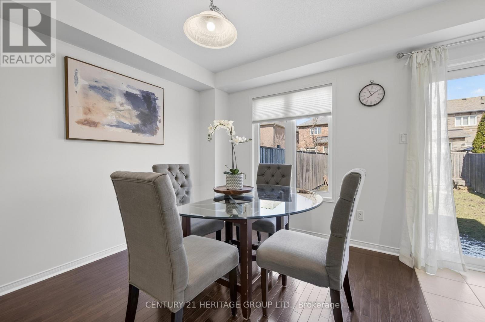 44 Acorn Lane, Bradford West Gwillimbury, Ontario  L3Z 0H6 - Photo 13 - N12975348