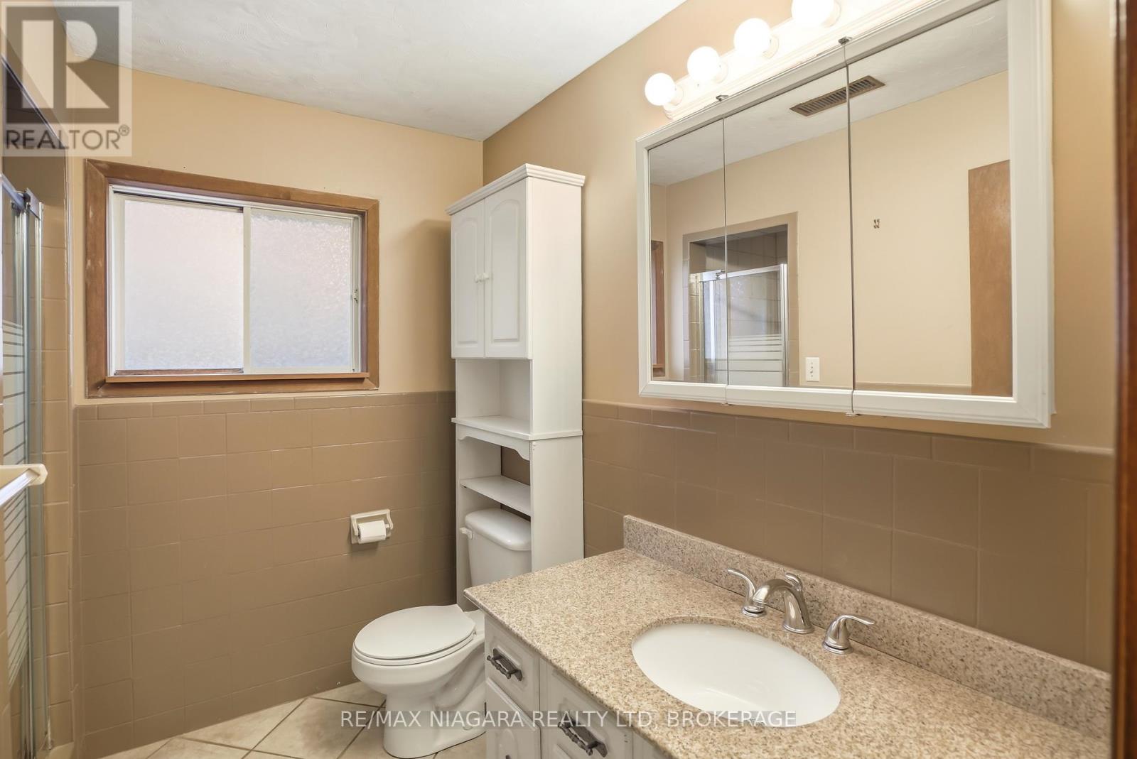 5035 Pettit Avenue, Niagara Falls (Morrison), Ontario  L2E 7B8 - Photo 22 - X12975188