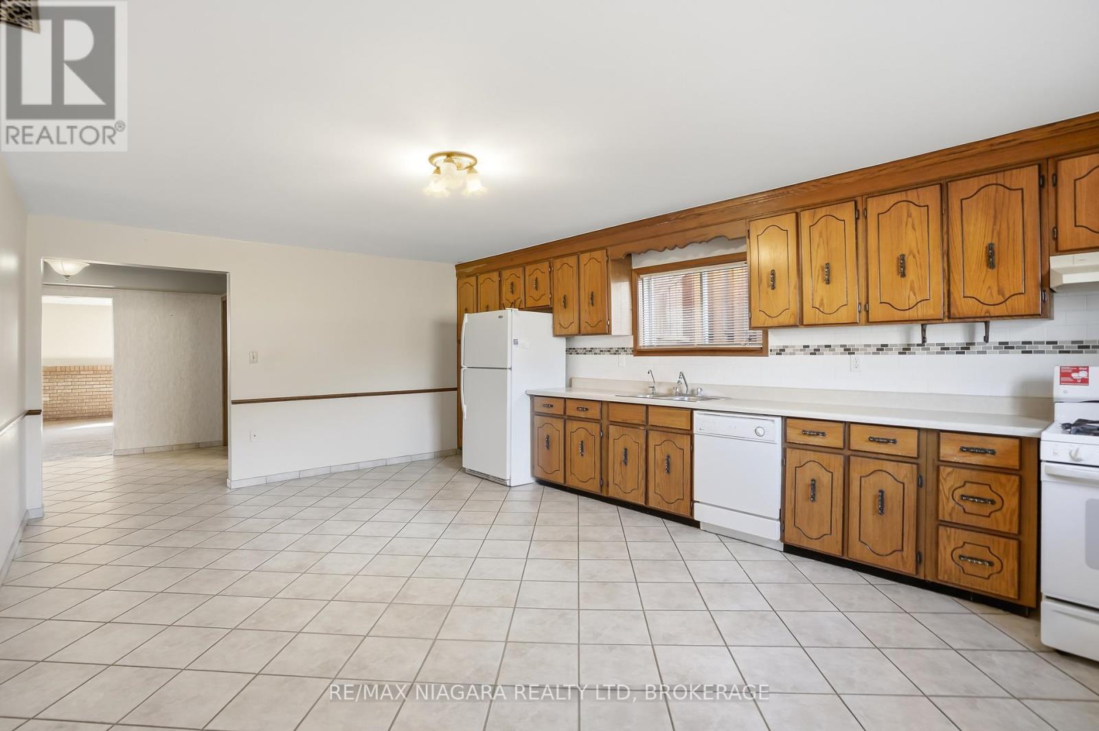 5035 Pettit Avenue, Niagara Falls (Morrison), Ontario  L2E 7B8 - Photo 25 - X12975188