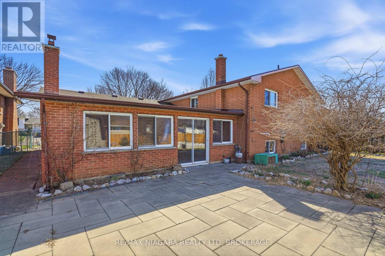 5035 Pettit Avenue, Niagara Falls, Ontario  L2E 7B8 - Photo 5 - X12975188