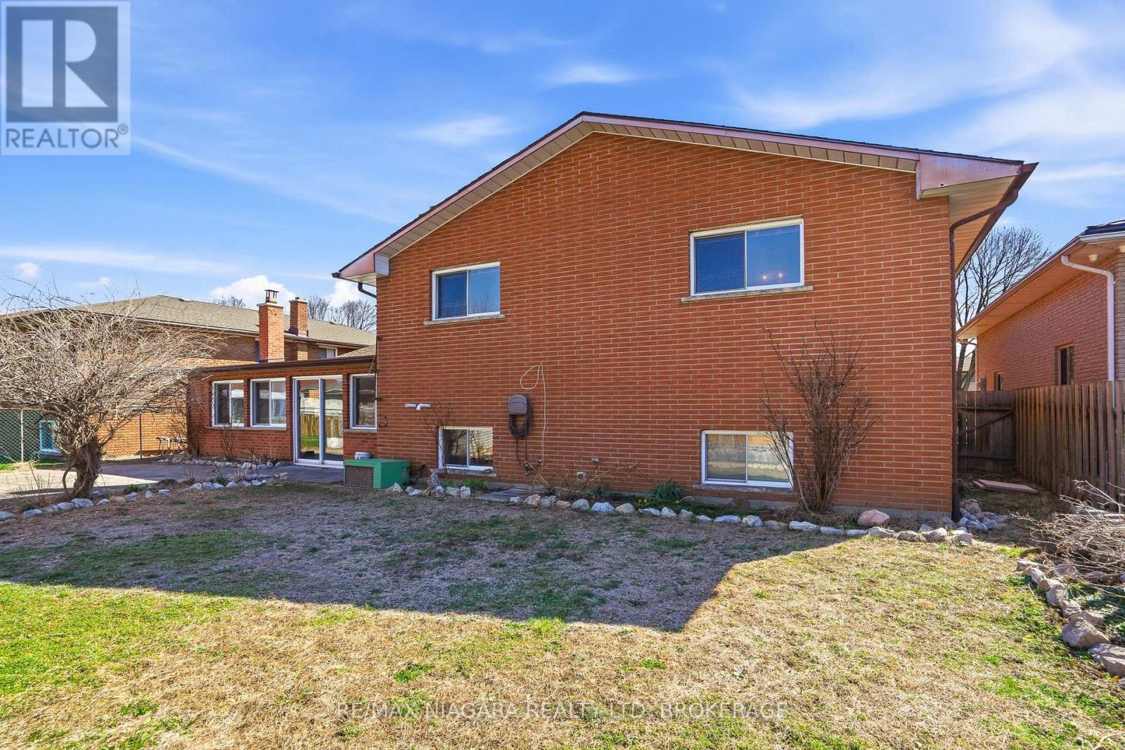 5035 Pettit Avenue, Niagara Falls, Ontario  L2E 7B8 - Photo 6 - X12975188