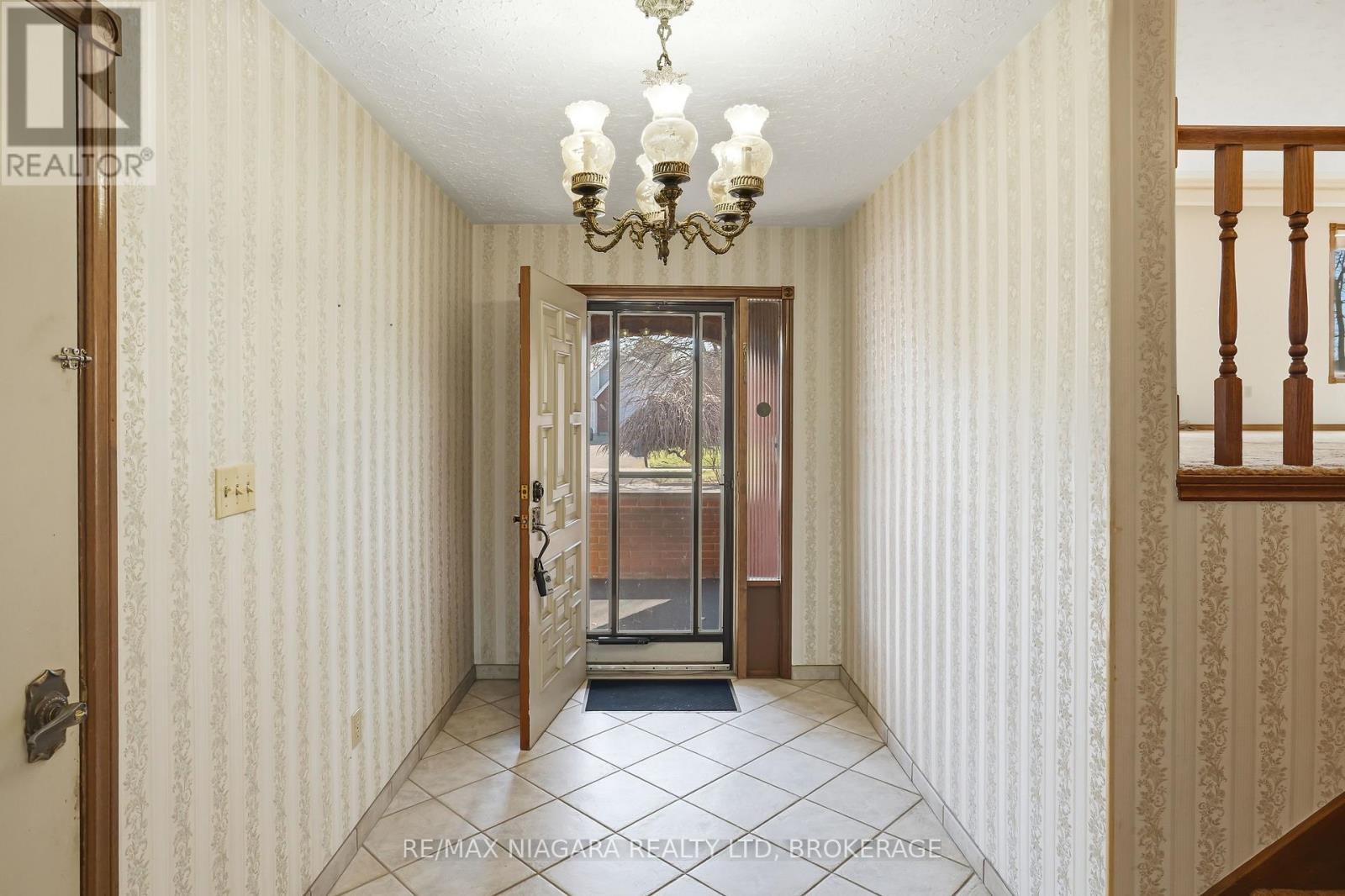 5035 Pettit Avenue, Niagara Falls (Morrison), Ontario  L2E 7B8 - Photo 7 - X12975188