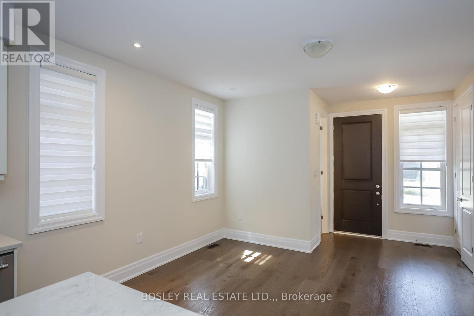 132 Anne Street, Niagara-On-The-Lake, Ontario  L0S 1J0 - Photo 10 - X12975234