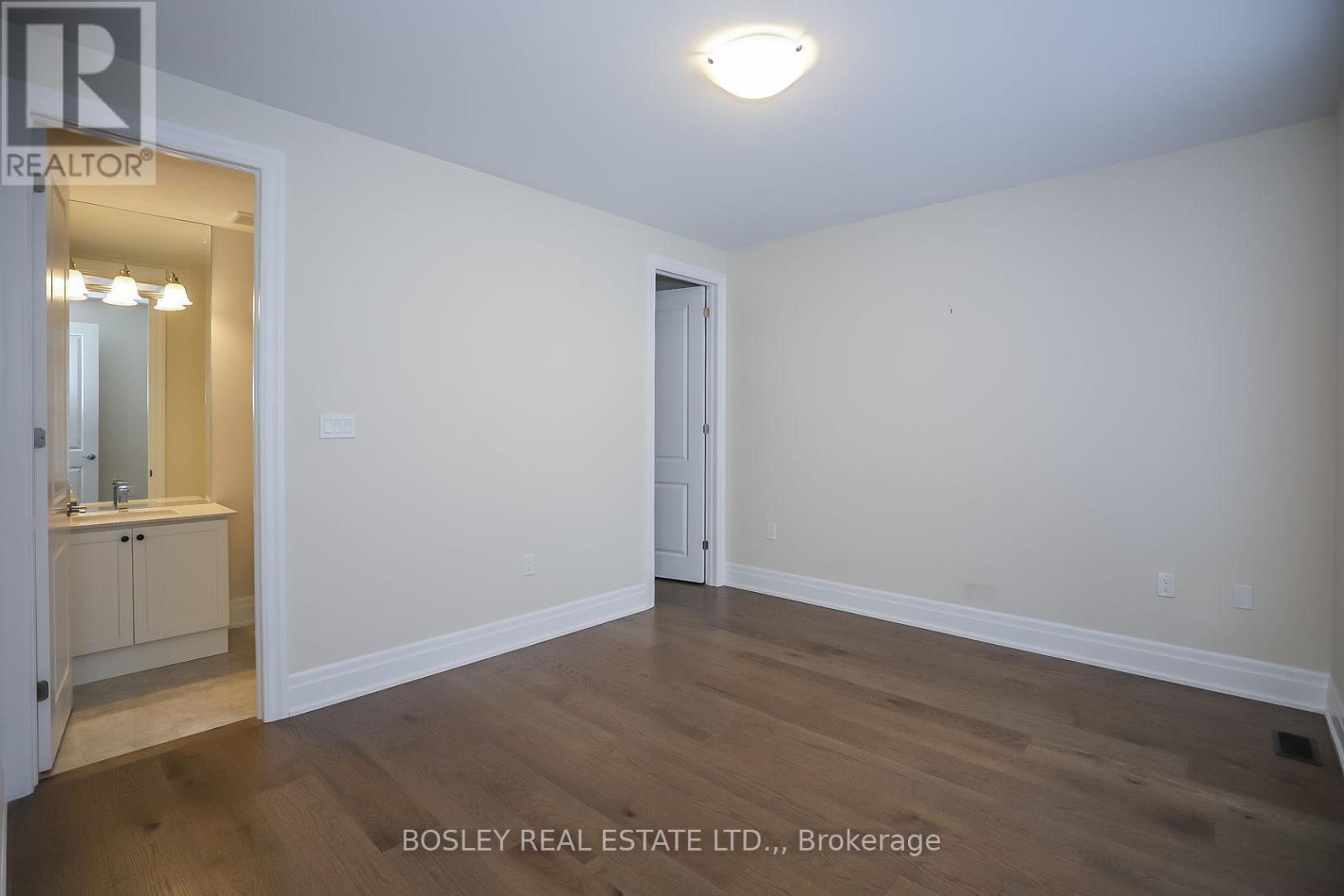 132 Anne Street, Niagara-On-The-Lake, Ontario  L0S 1J0 - Photo 15 - X12975234