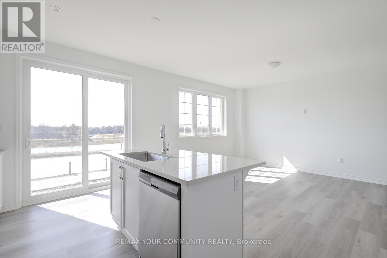 72 Vinewood Crescent, Barrie, Ontario  L9J 1B4 - Photo 16 - S12975142