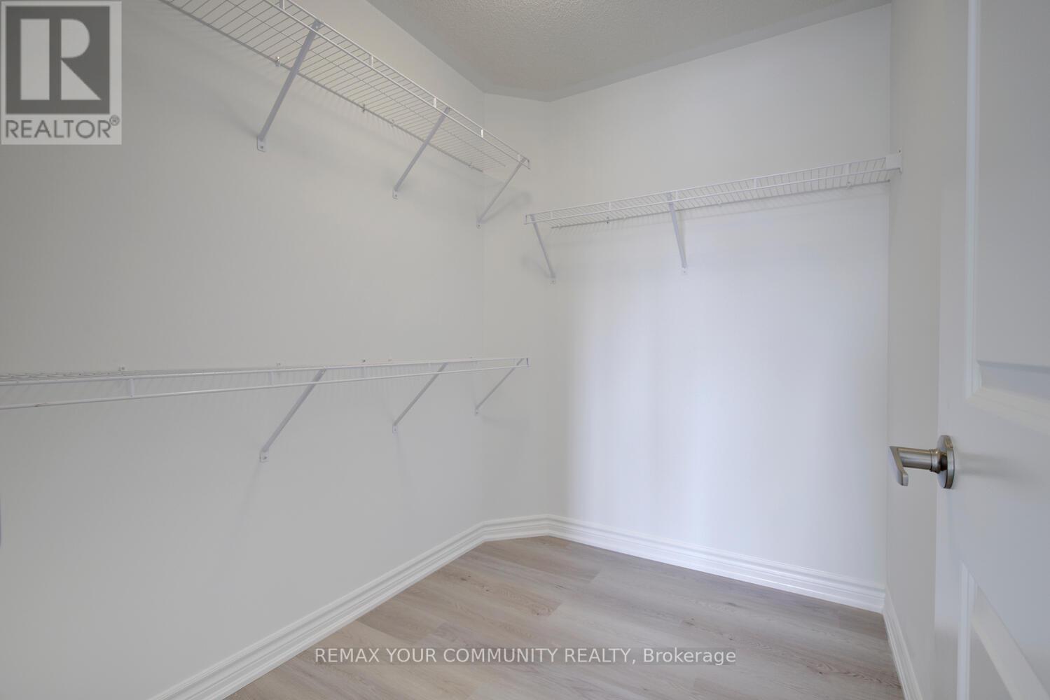 72 Vinewood Crescent, Barrie, Ontario  L9J 1B4 - Photo 22 - S12975142