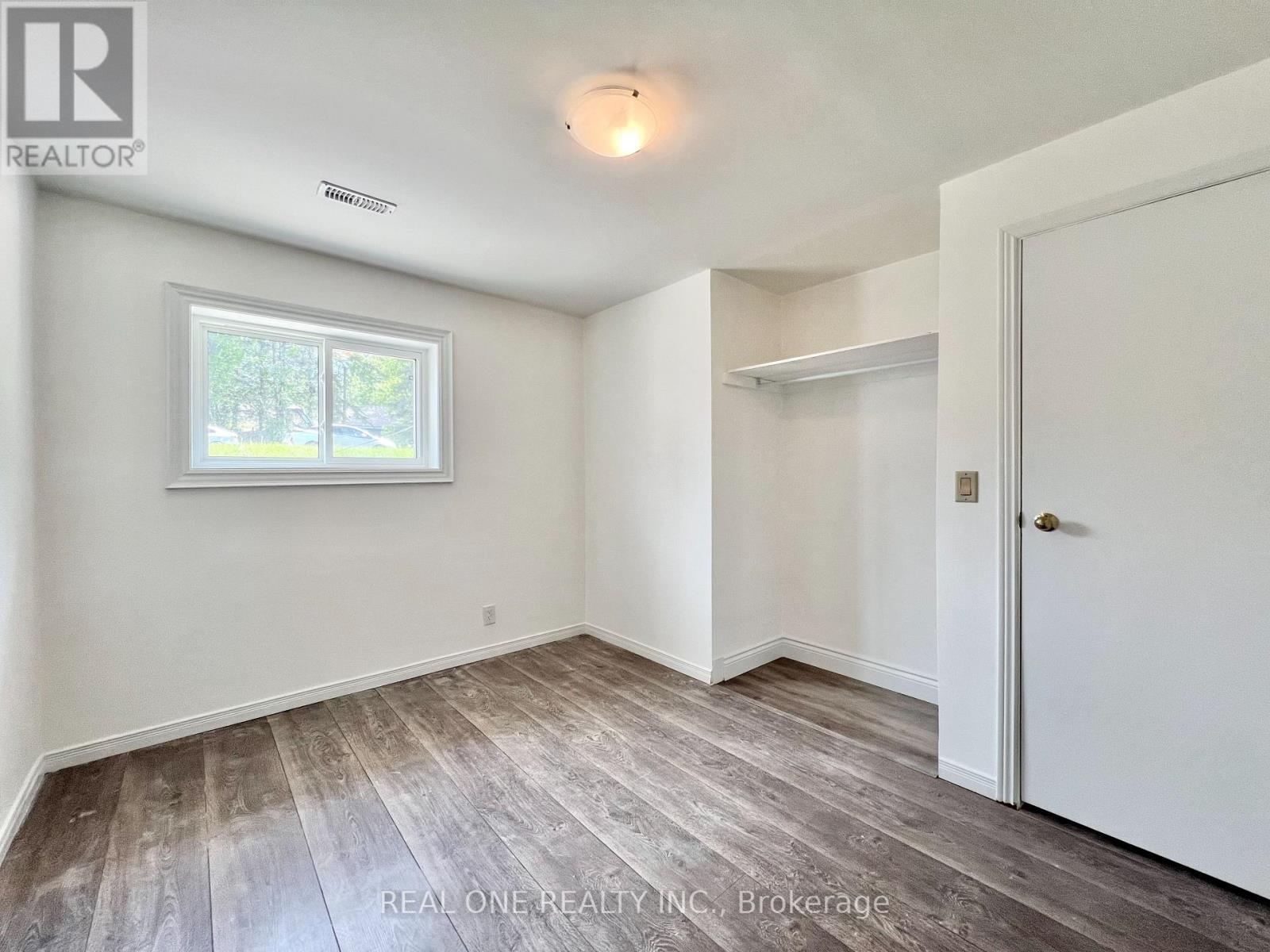 216 Foster Drive, Barrie, Ontario  L4N 3X8 - Photo 23 - S12975230