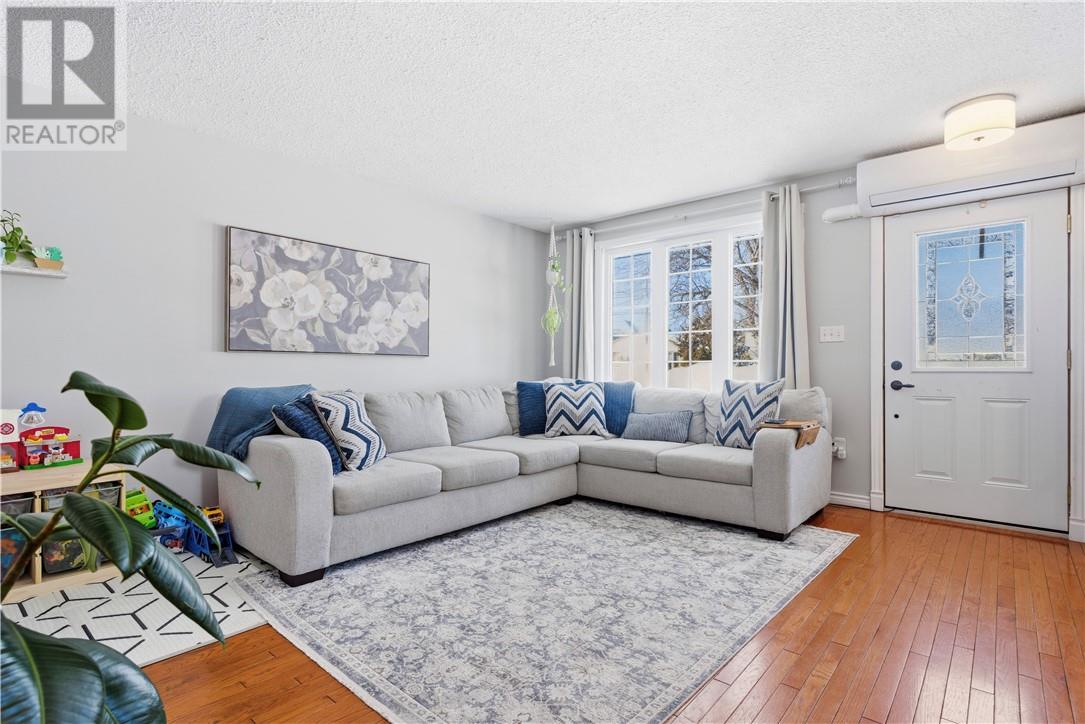 2585 Dorsett Drive, Sudbury, Ontario  P3B 3Y6 - Photo 5 - 2127066