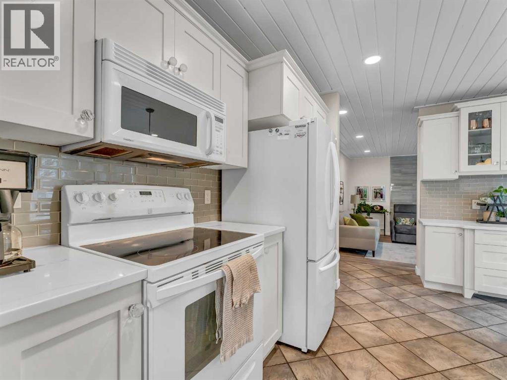 11 Taylor Crescent Se, Medicine Hat, Alberta  T1B 3X5 - Photo 10 - A2295622