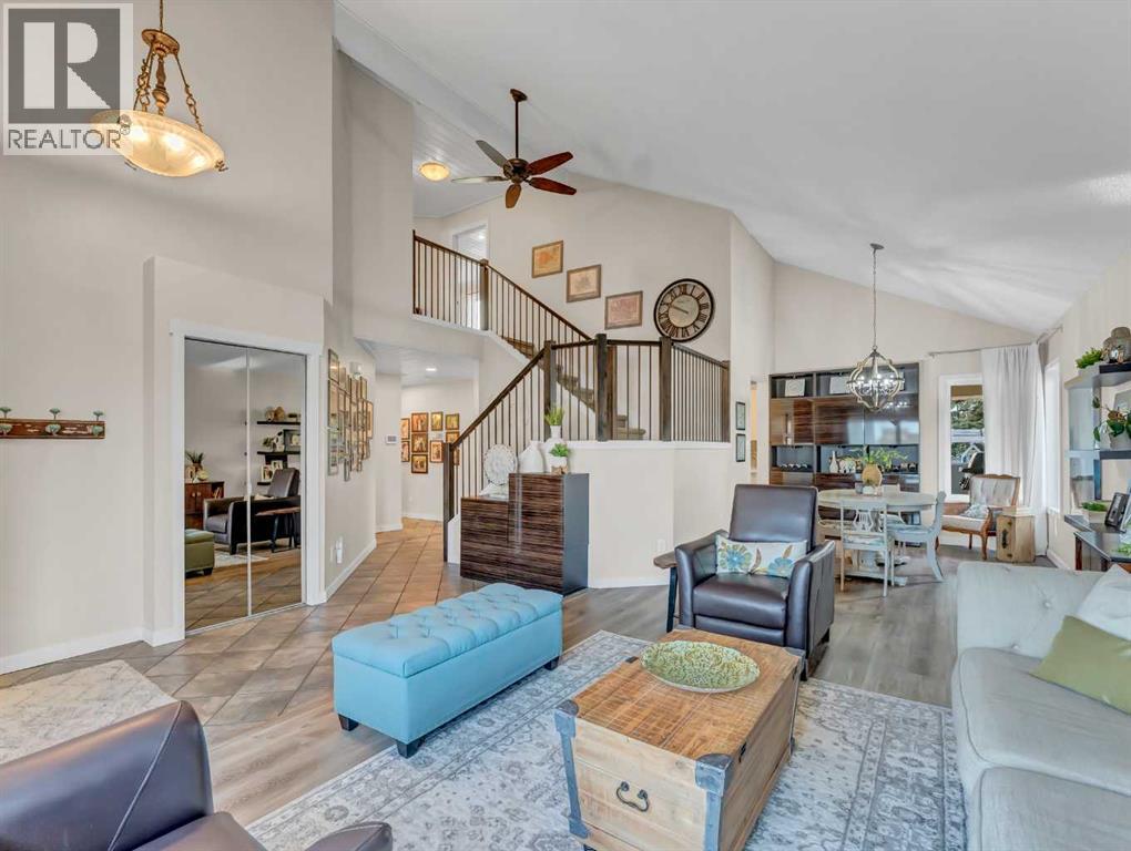 11 Taylor Crescent Se, Medicine Hat, Alberta  T1B 3X5 - Photo 3 - A2295622