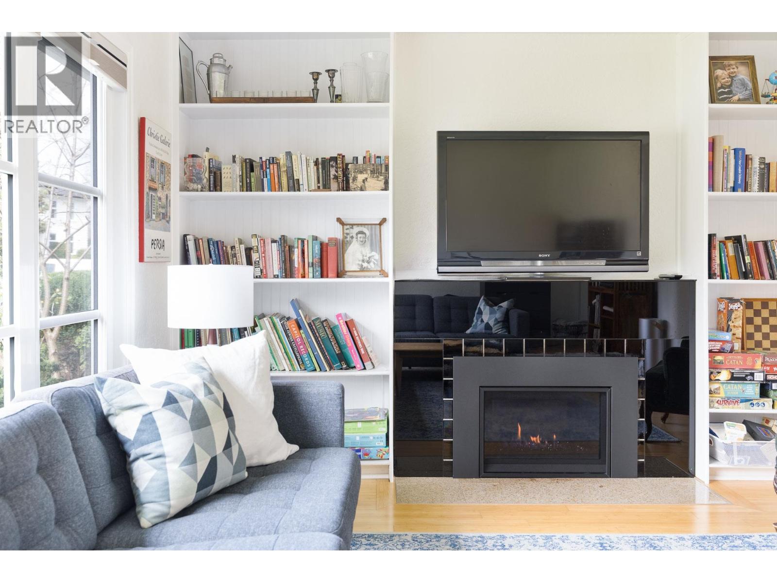 106 College Court, New Westminster, British Columbia  V3L 1K9 - Photo 11 - R3106120