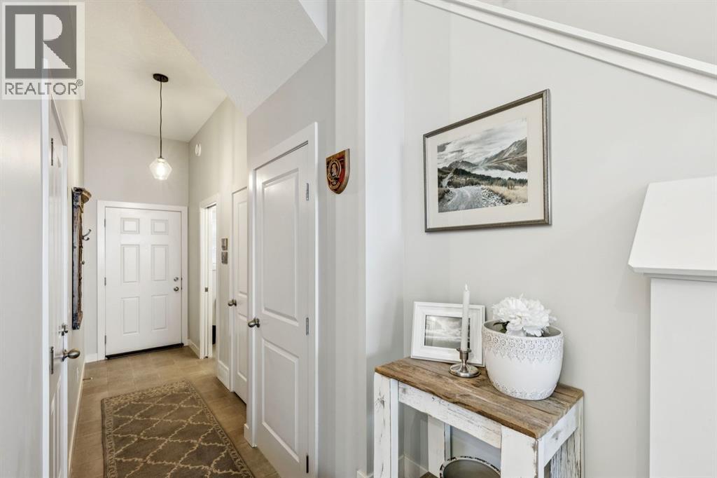 1502 Jumping Pound Common, Cochrane, Alberta  T4C 2L1 - Photo 14 - A2299184