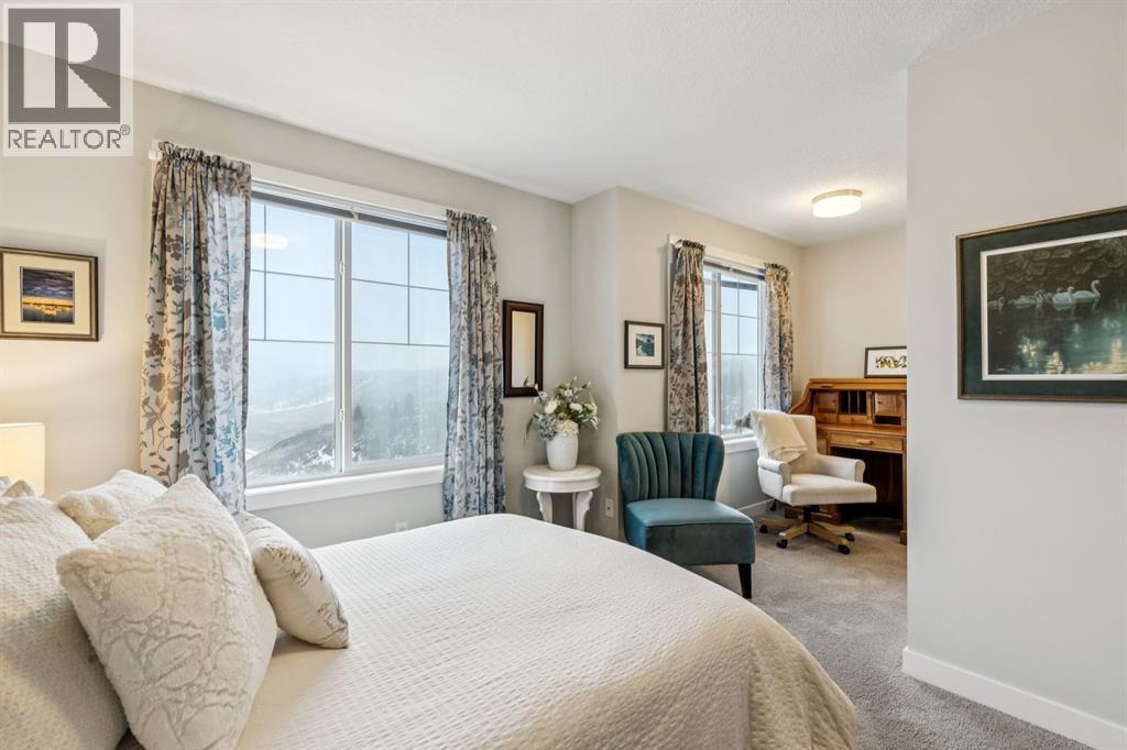 1502 Jumping Pound Common, Cochrane, Alberta  T4C 2L1 - Photo 17 - A2299184