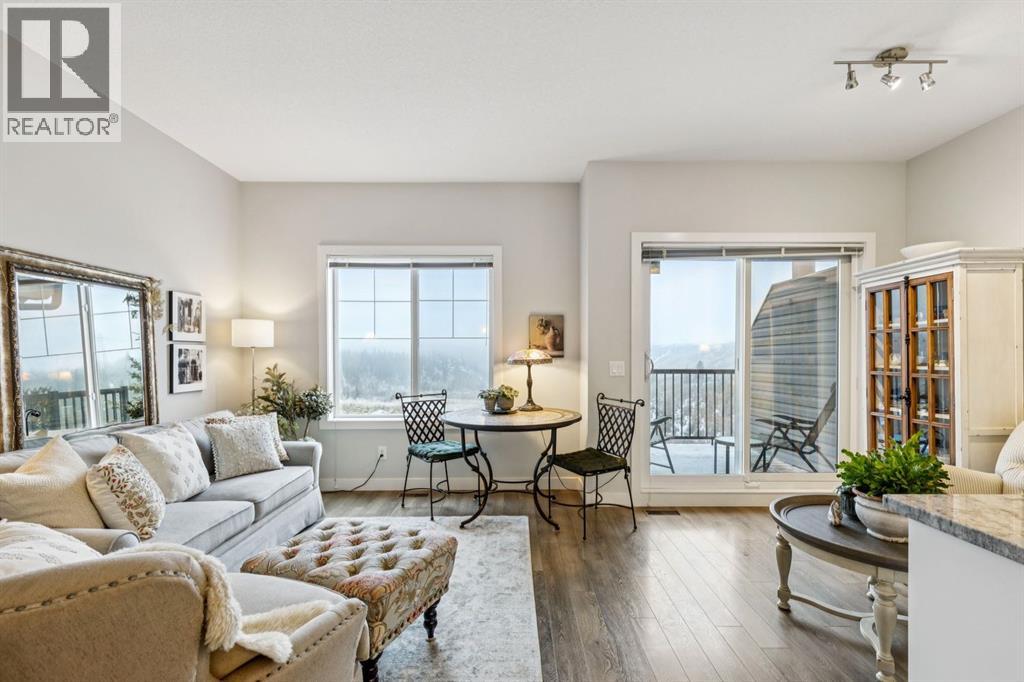 1502 Jumping Pound Common, Cochrane, Alberta  T4C 2L1 - Photo 8 - A2299184