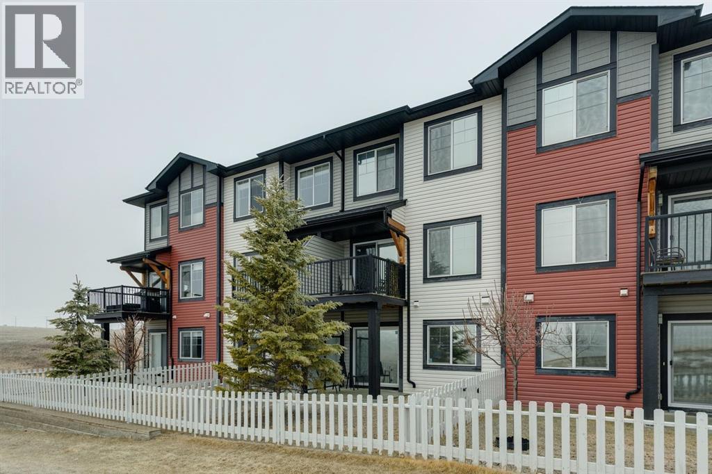 1502 Jumping Pound Common, Cochrane, Alberta  T4C 2L1 - Photo 33 - A2299184