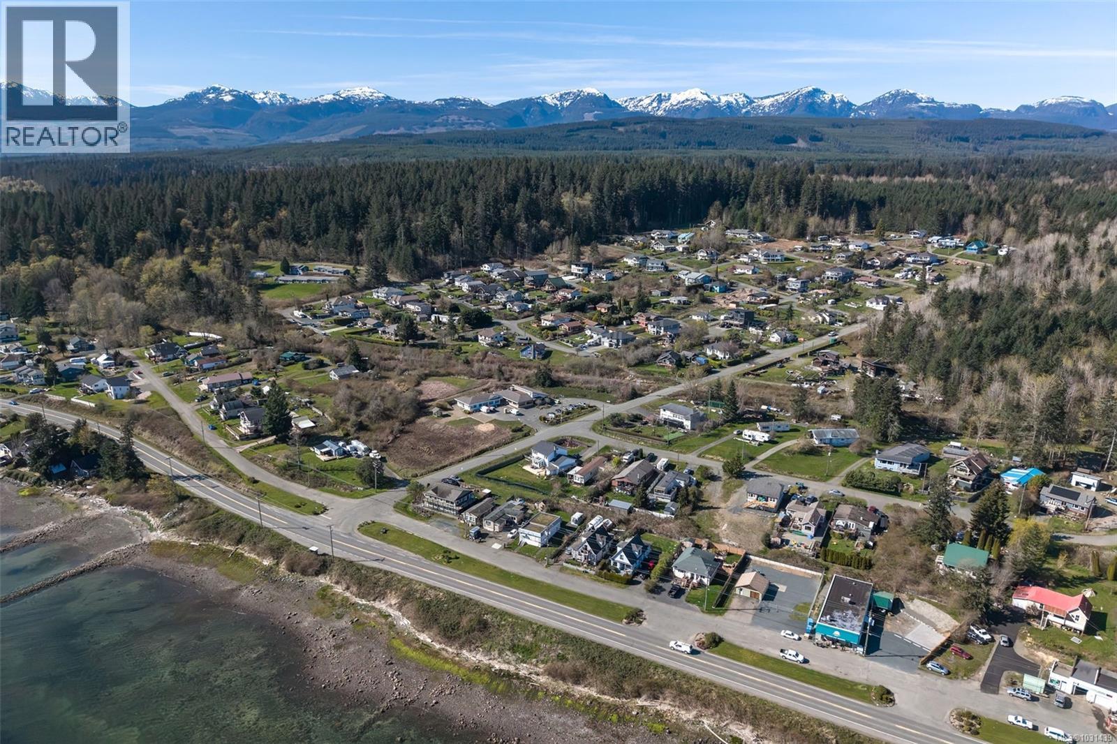 5570 Horne St, Union Bay, British Columbia  V0R 3B0 - Photo 13 - 1031439