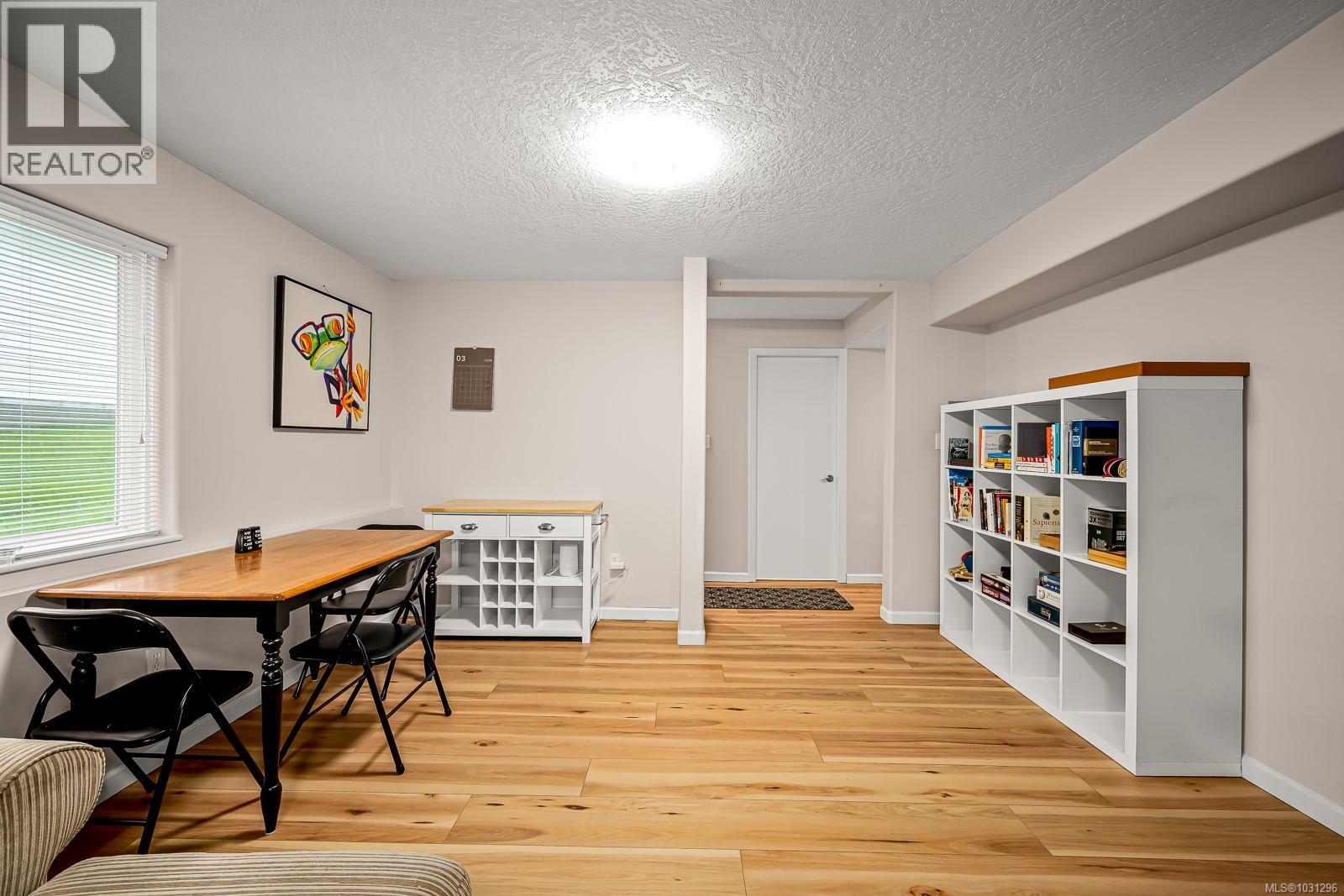 1103 View Pl, Courtenay, British Columbia  V9N 9B6 - Photo 37 - 1031296