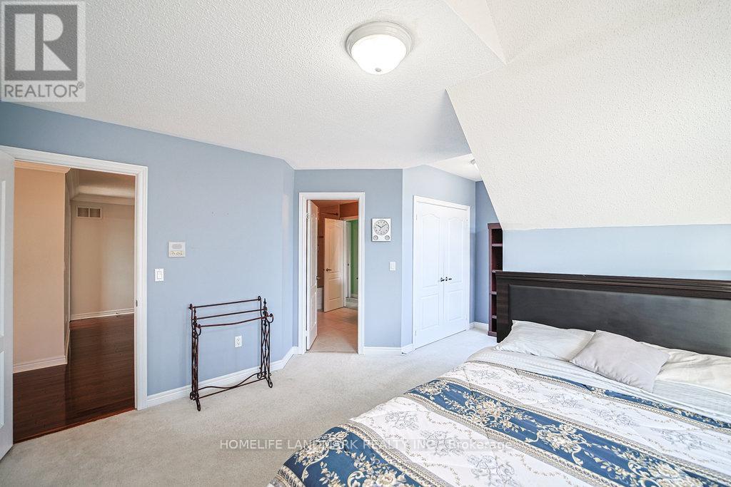 3565 Stonecutter Crescent, Mississauga, Ontario  L5M 7N7 - Photo 22 - W12975164