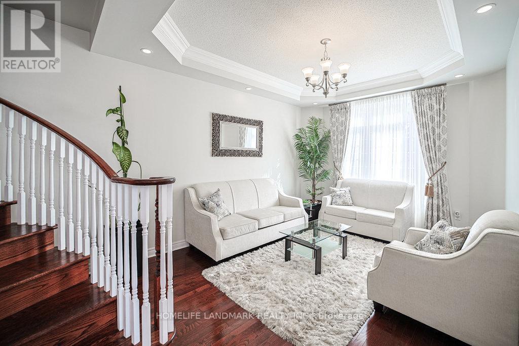3565 Stonecutter Crescent, Mississauga, Ontario  L5M 7N7 - Photo 8 - W12975164
