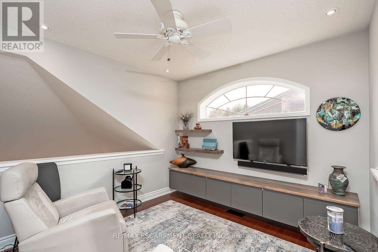 4304 Taywood Drive, Burlington, Ontario  L7M 4S7 - Photo 21 - W12975170