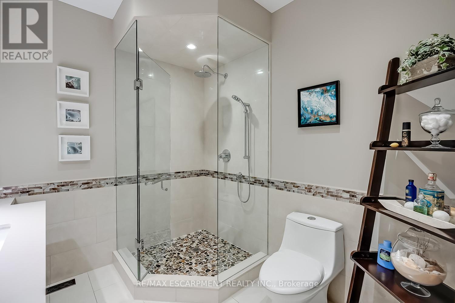 4304 Taywood Drive, Burlington, Ontario  L7M 4S7 - Photo 26 - W12975170