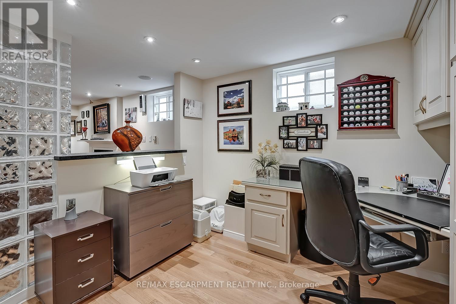 4304 Taywood Drive, Burlington, Ontario  L7M 4S7 - Photo 43 - W12975170