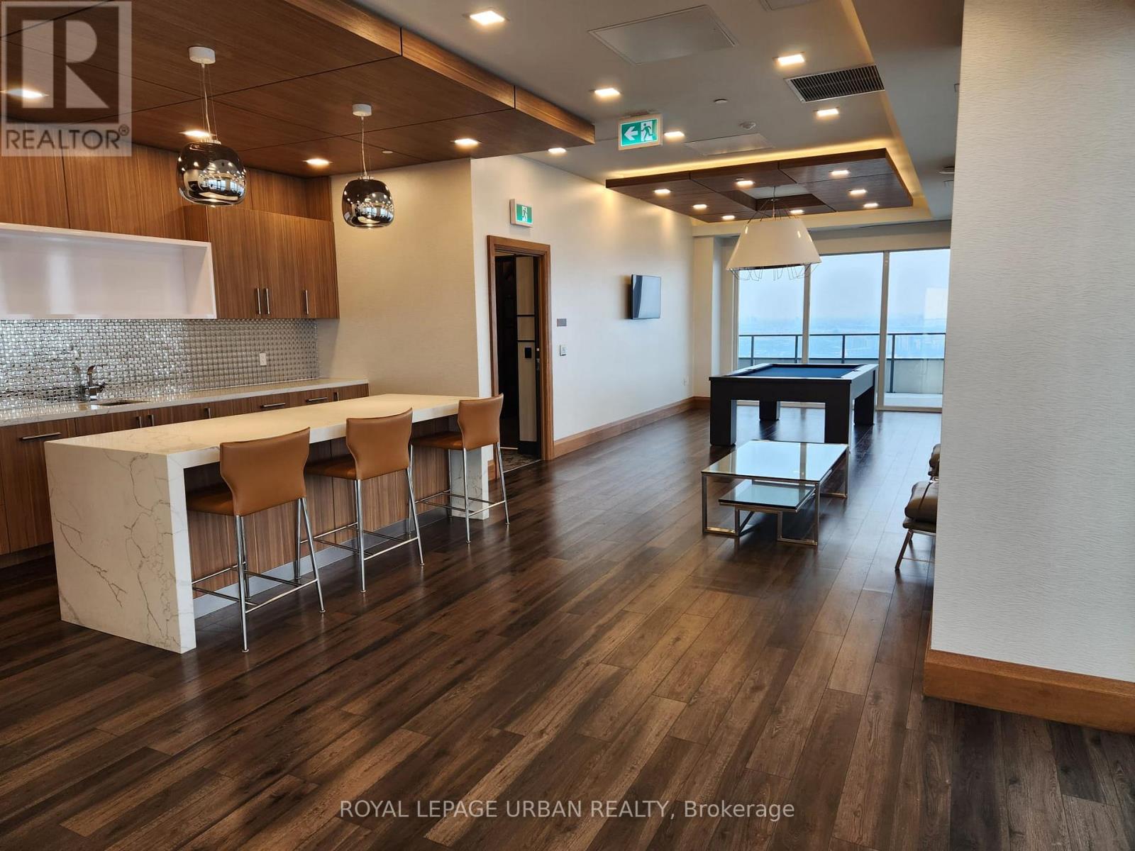 Uph2 - 30 Shore Breeze Drive, Toronto, Ontario  M8V 0J1 - Photo 14 - W12975174