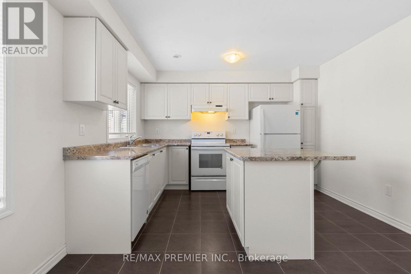 57 Baycliffe Crescent, Brampton, Ontario  L7A 3Z3 - Photo 16 - W12975194