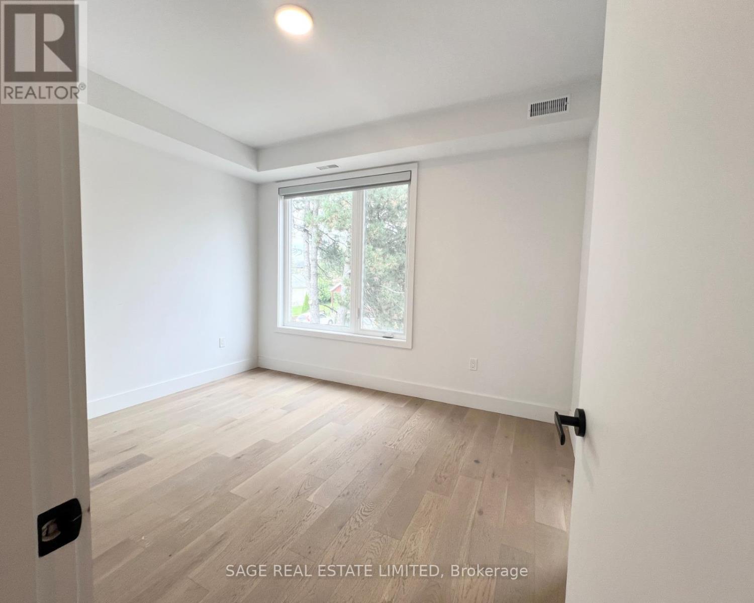 2 - 909 Castlefield Avenue, Toronto, Ontario  M6B 1C9 - Photo 14 - W12975198