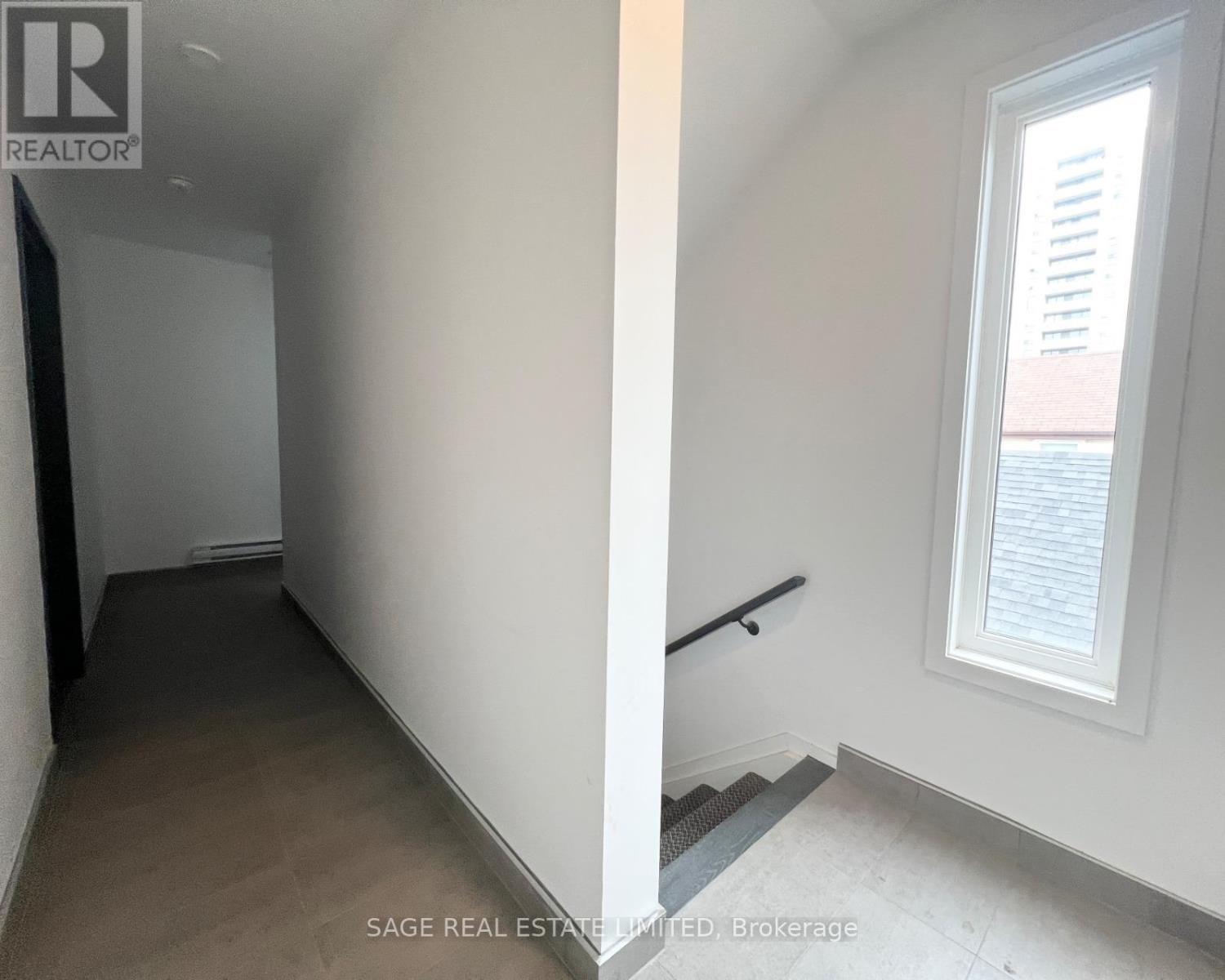 2 - 909 Castlefield Avenue, Toronto, Ontario  M6B 1C9 - Photo 18 - W12975198