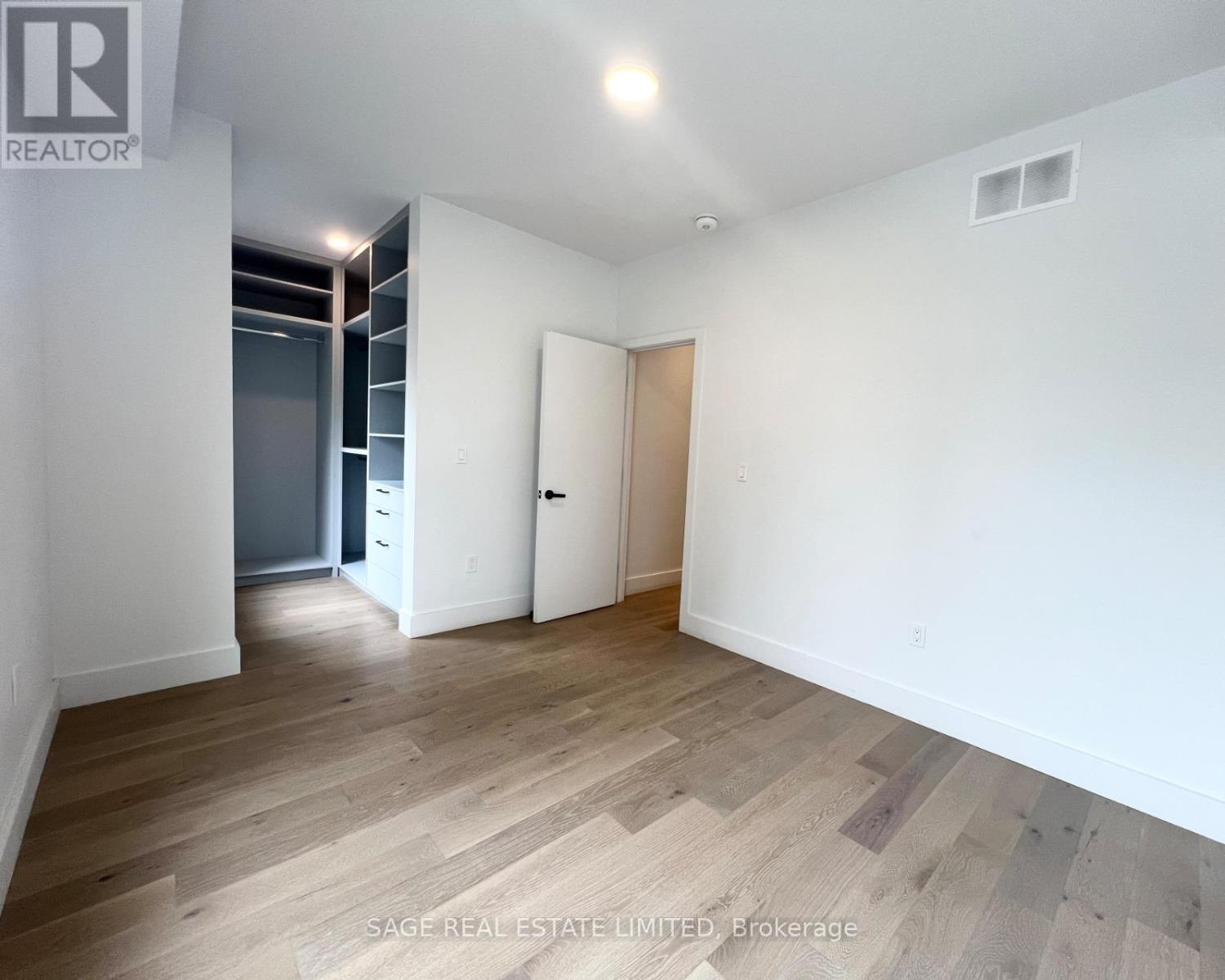 2 - 909 Castlefield Avenue, Toronto, Ontario  M6B 1C9 - Photo 21 - W12975198