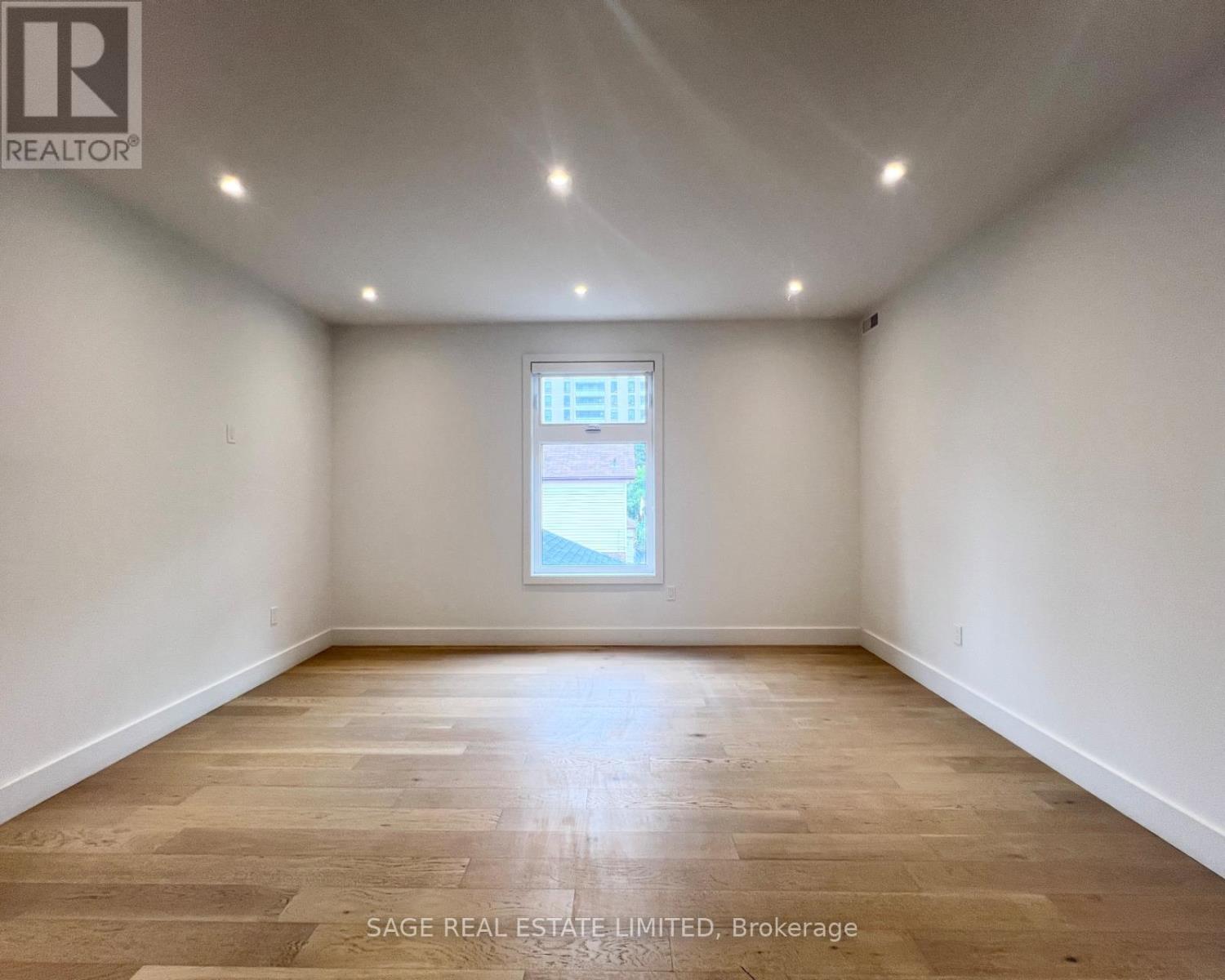 2 - 909 Castlefield Avenue, Toronto, Ontario  M6B 1C9 - Photo 32 - W12975198