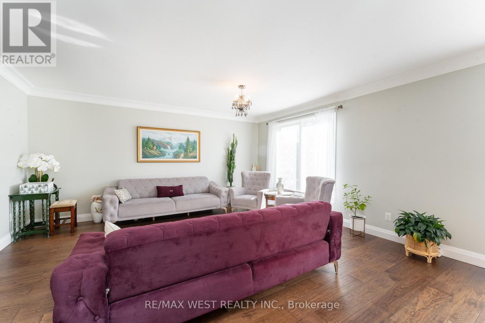 183 Ridge Road, Caledon, Ontario L7E 4V8 - Photo 14 - W12975238