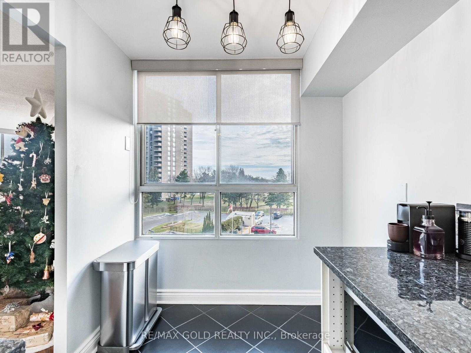 416 - 1485 Lakeshore Road E, Mississauga, Ontario  L5E 3G2 - Photo 18 - W12975248