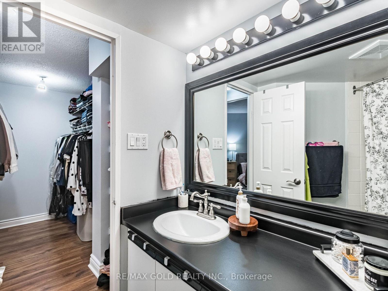 416 - 1485 Lakeshore Road E, Mississauga, Ontario  L5E 3G2 - Photo 28 - W12975248