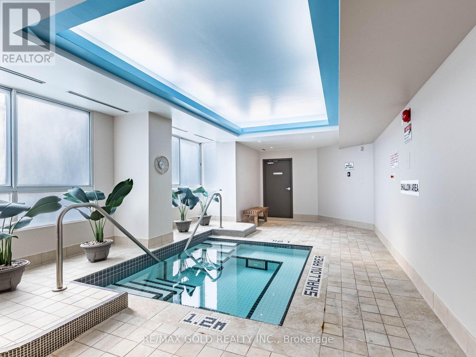 416 - 1485 Lakeshore Road E, Mississauga, Ontario  L5E 3G2 - Photo 37 - W12975248